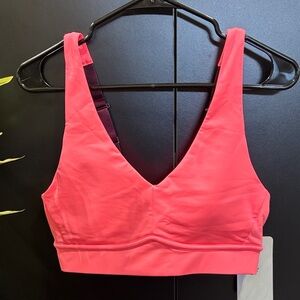 Fabletics All Day Everyday bra,removable cups, adjustable straps,moisture wick
